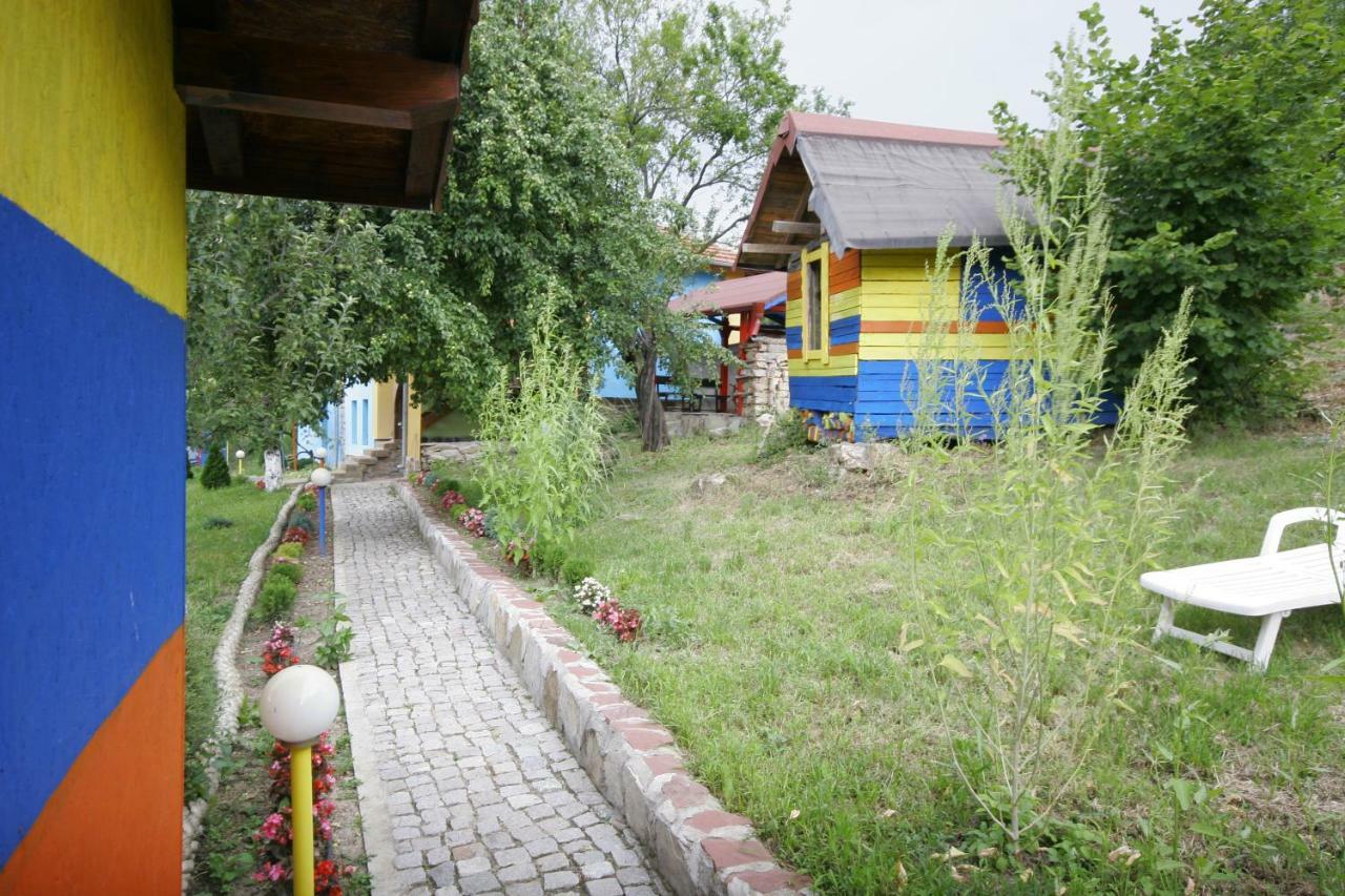 Chuchi Guest House 1 Zlatna Panega Bagian luar foto